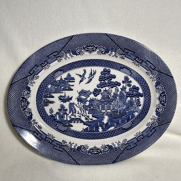 English Churchill Blue Willow Porcelain 14.5" Oval Serving Platter - Picture 1 of 9